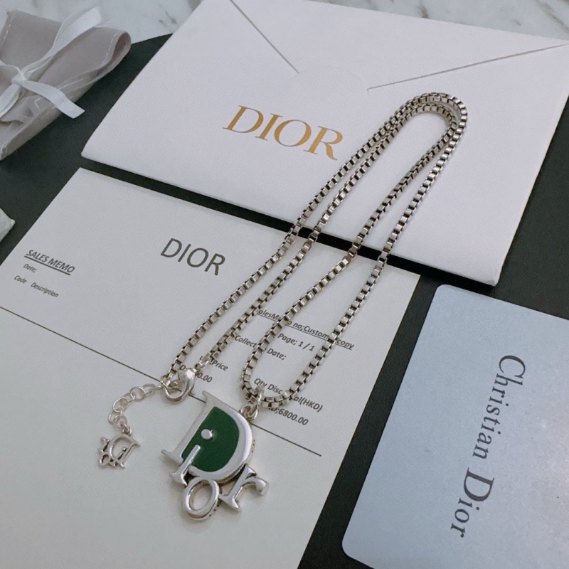 chr1st1an D10r necklaces